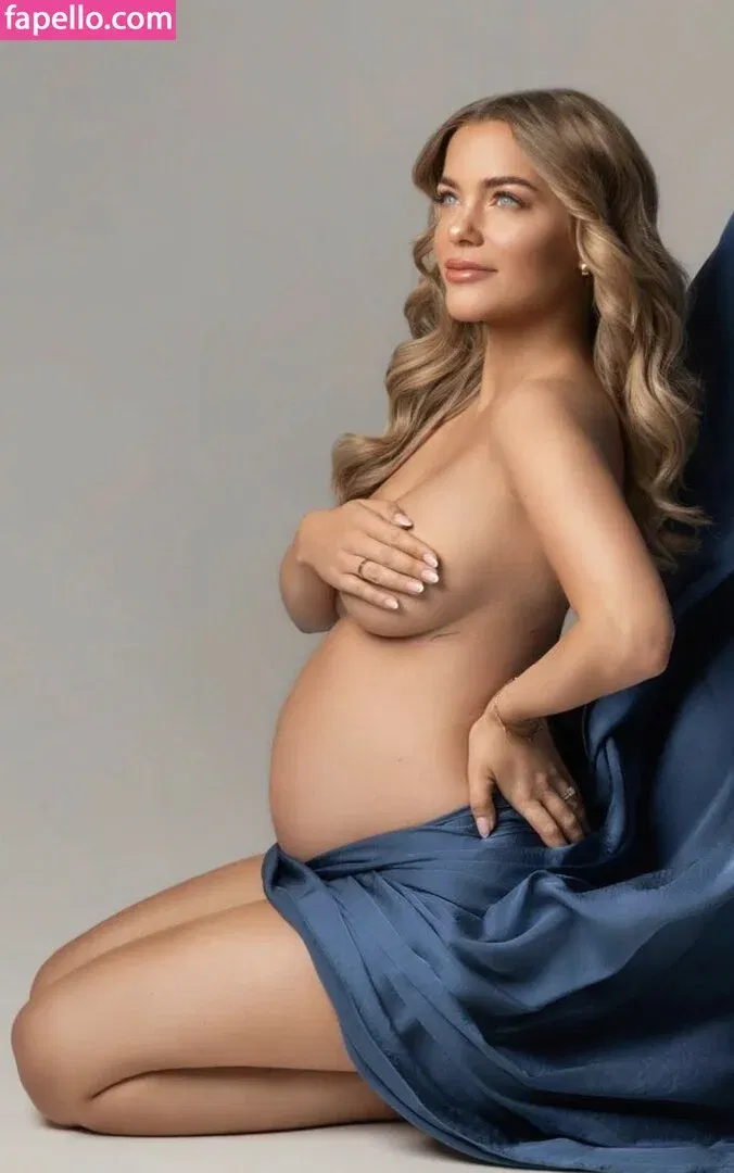 Laura Maria Rypa / lauramaria.rpa Onlyfans Photo Gallery 