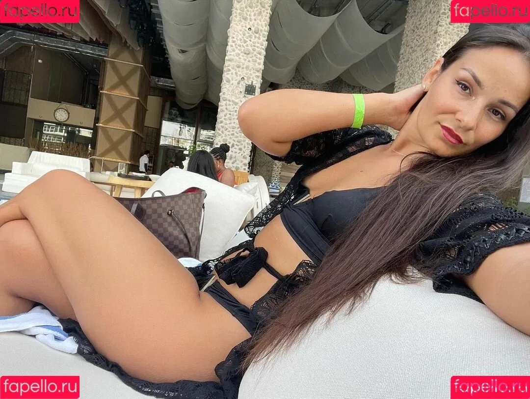 Katarina Kavaleva / Katsiaryna Kavaleva / Katyakavaleva / katarina.kavaleva Onlyfans Photo Gallery 