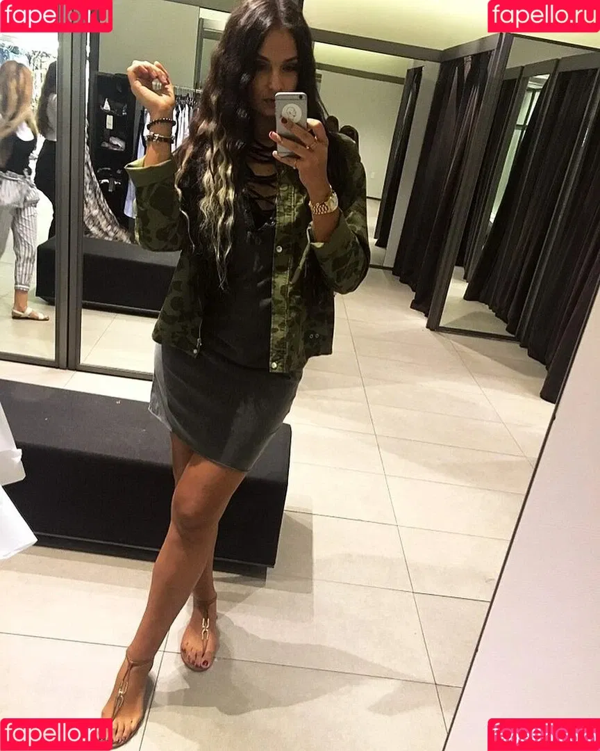 Katarina Kavaleva / Katsiaryna Kavaleva / Katyakavaleva / katarina.kavaleva Onlyfans Photo Gallery 