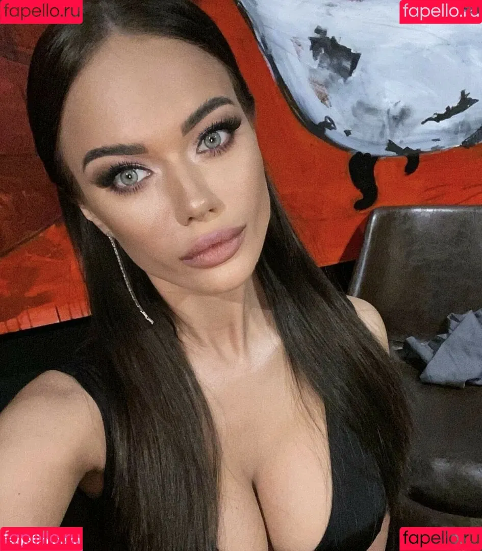 Yana Koshkina / yana_koshkina_official Onlyfans Photo Gallery 