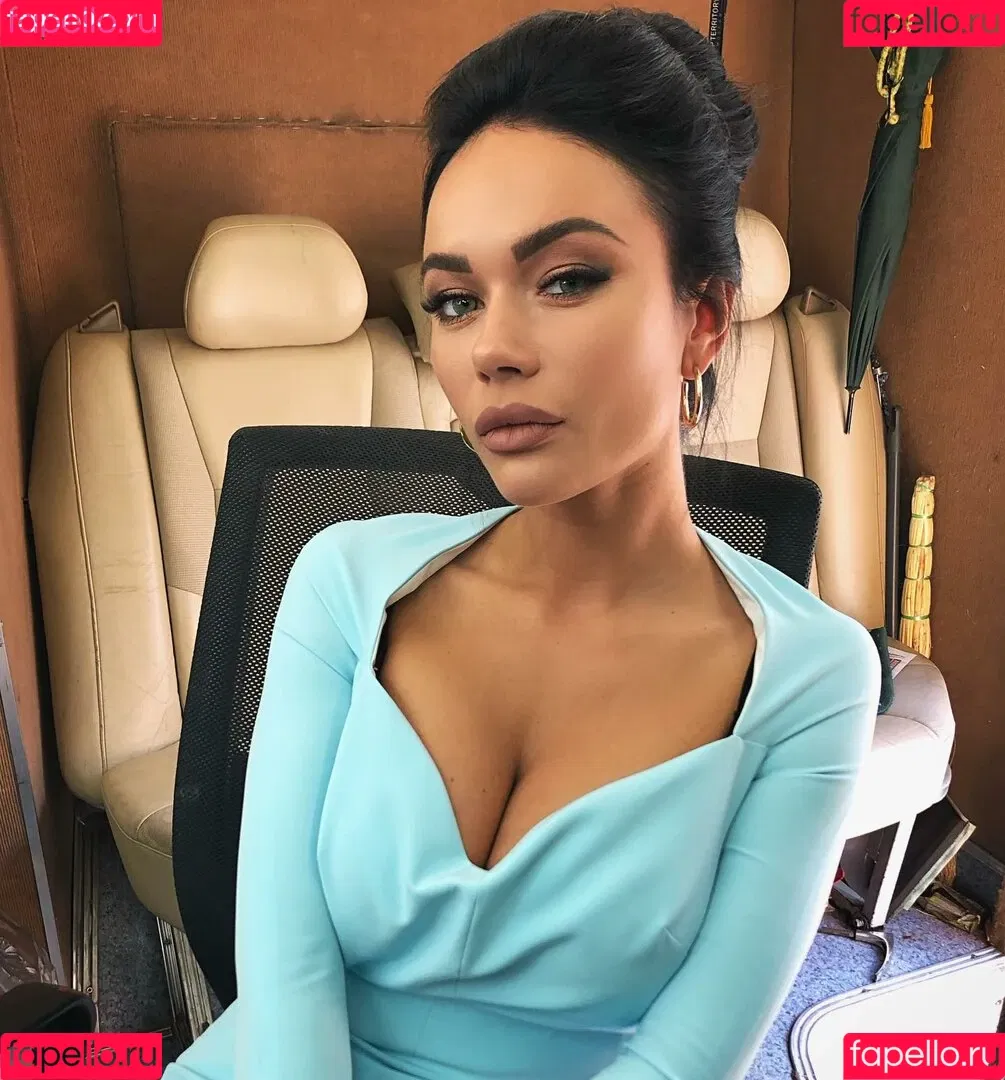 Yana Koshkina / yana_koshkina_official Onlyfans Photo Gallery 