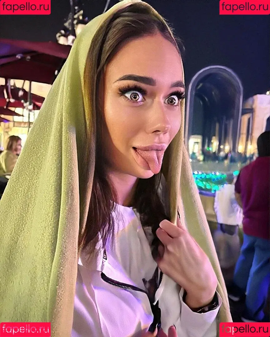 Yana Koshkina / yana_koshkina_official Onlyfans Photo Gallery 