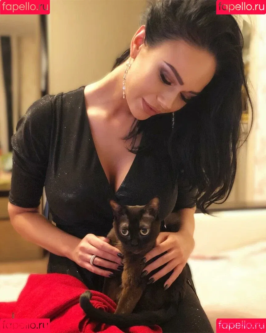 Yana Koshkina / yana_koshkina_official Onlyfans Photo Gallery 