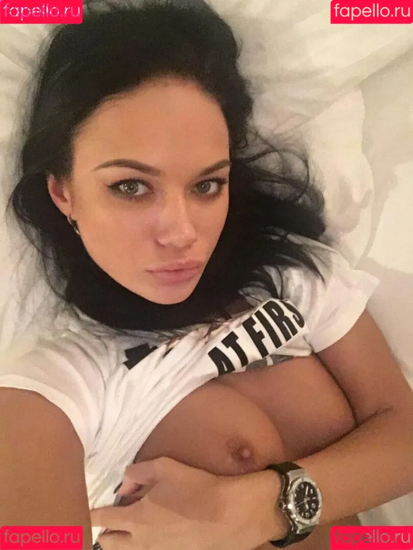 Yana Koshkina / yana_koshkina_official Onlyfans Photo Gallery 