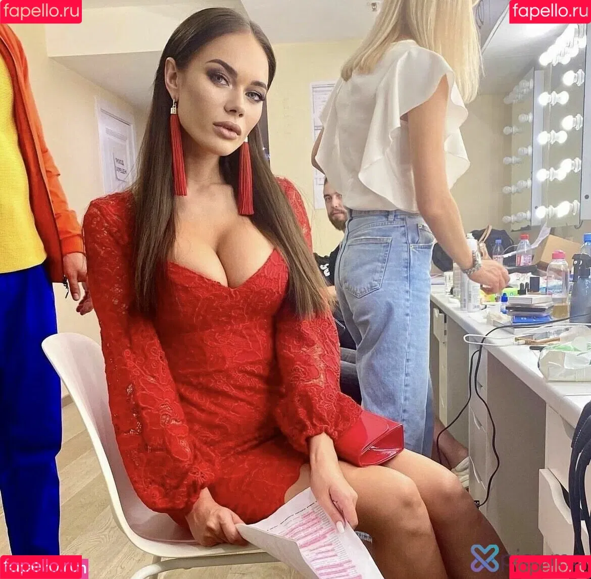Yana Koshkina / yana_koshkina_official Onlyfans Photo Gallery 