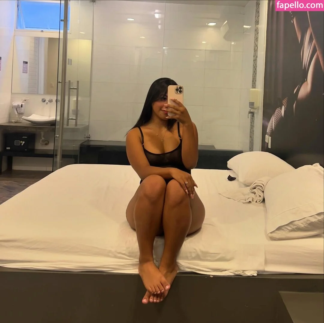 ErikaLondoño Nude Onlyfans Photo 18