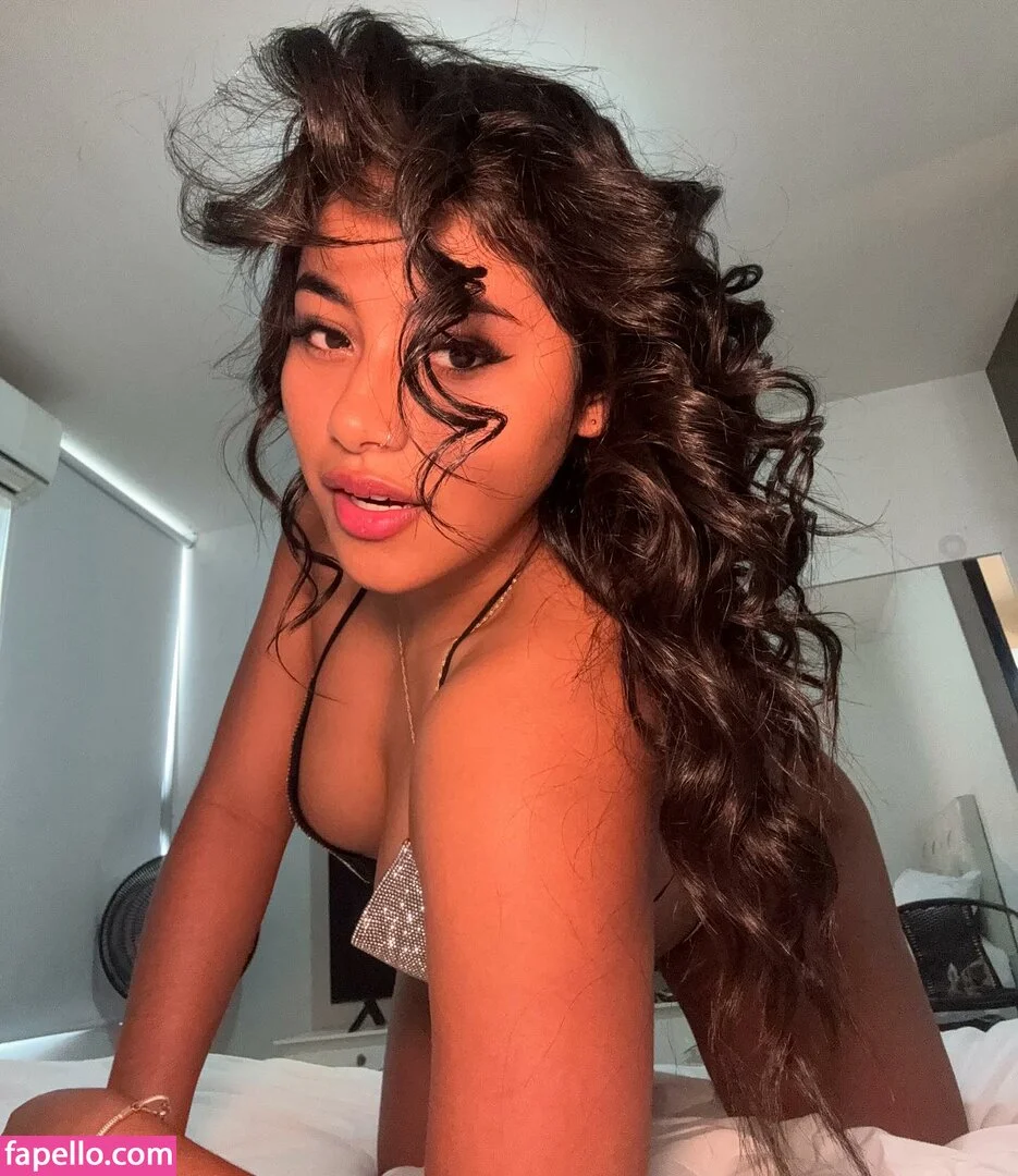 ErikaLondoño Nude Onlyfans Photo 8