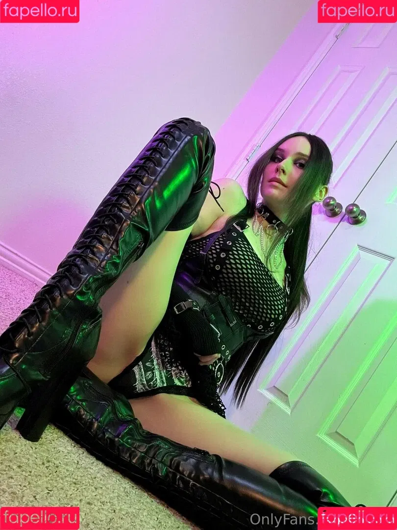 Tashaleigh / Tashalej / tasha Onlyfans Photo Gallery 
