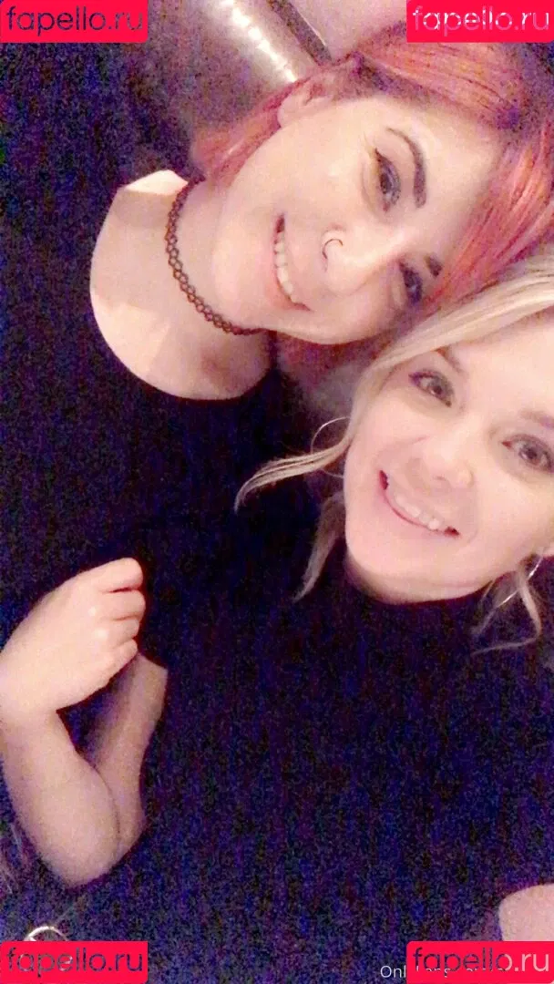 Caireen / caireen25 / caireenonline Onlyfans Photo Gallery 