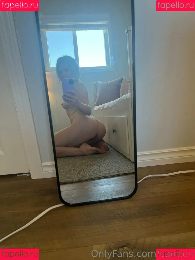 Caireen / caireen25 / caireenonline Onlyfans Photo Gallery 