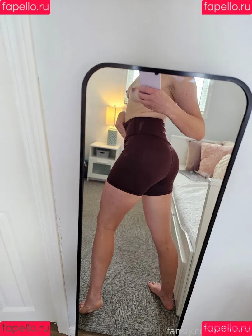 Caireen / caireen25 / caireenonline Onlyfans Photo Gallery 