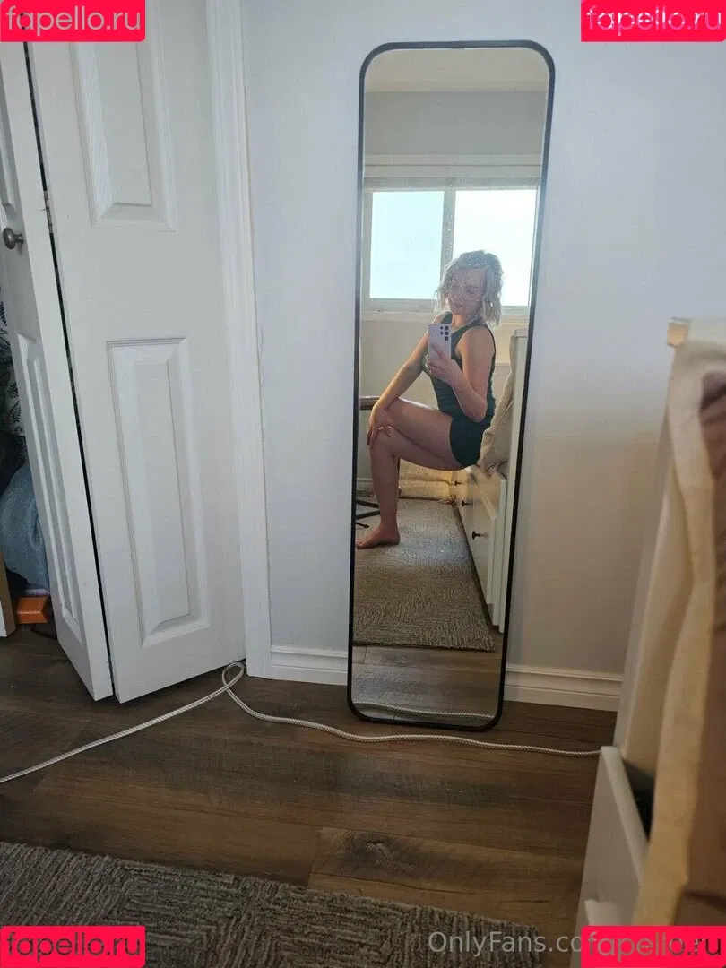 Caireen / caireen25 / caireenonline Onlyfans Photo Gallery 