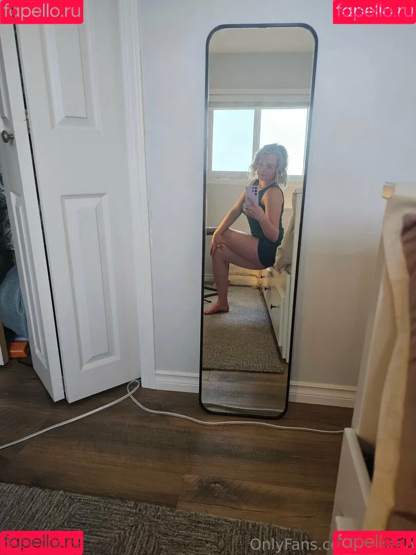 Caireen / caireen25 / caireenonline Onlyfans Photo Gallery 