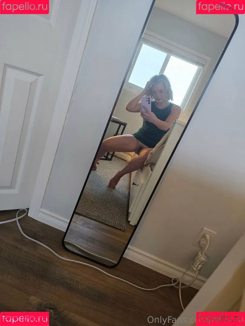 Caireen / caireen25 / caireenonline Onlyfans Photo Gallery 