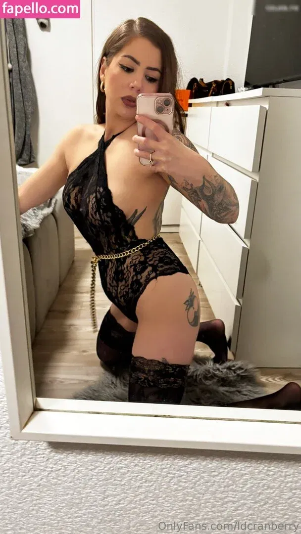 ld.cranberry / ldcranberry Onlyfans Photo Gallery 