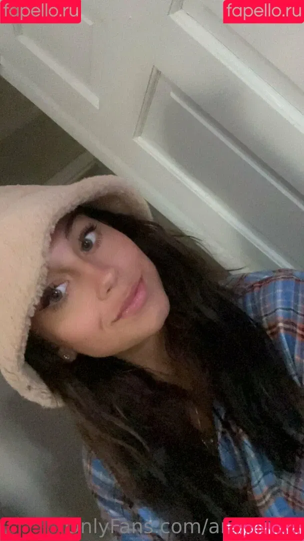 Anslirosie / essirose_ Onlyfans Photo Gallery 