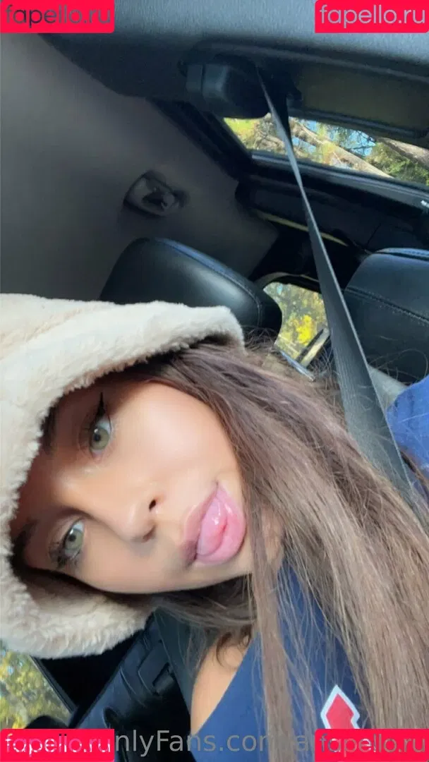 Anslirosie / essirose_ Onlyfans Photo Gallery 