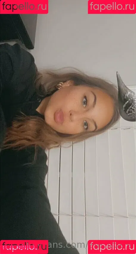 Anslirosie / essirose_ Onlyfans Photo Gallery 