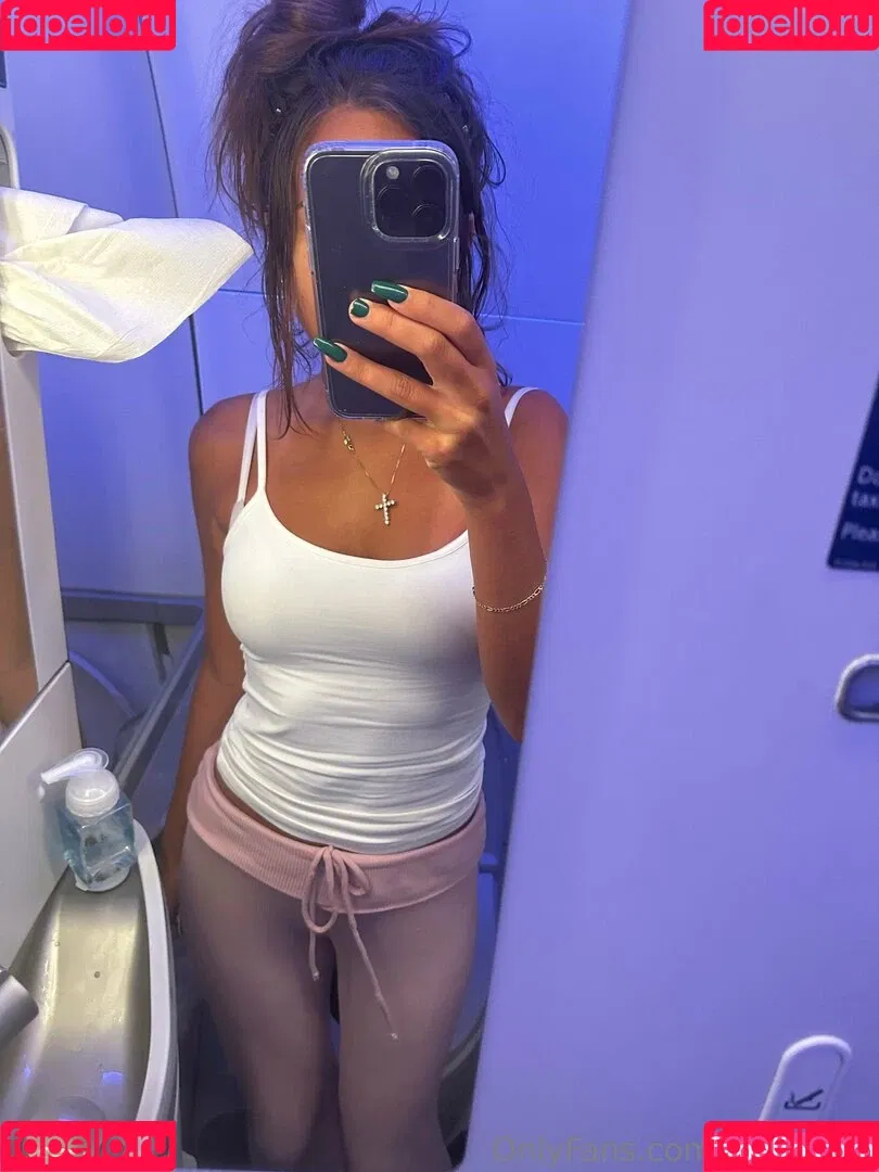 Anslirosie / essirose_ Onlyfans Photo Gallery 