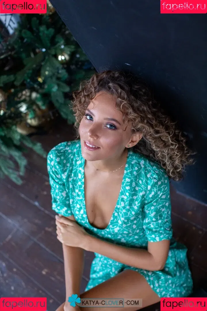 Katya Clover / katyaclover / katyonok Onlyfans Photo Gallery 