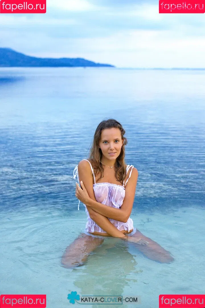 Katya Clover / katyaclover / katyonok Onlyfans Photo Gallery 