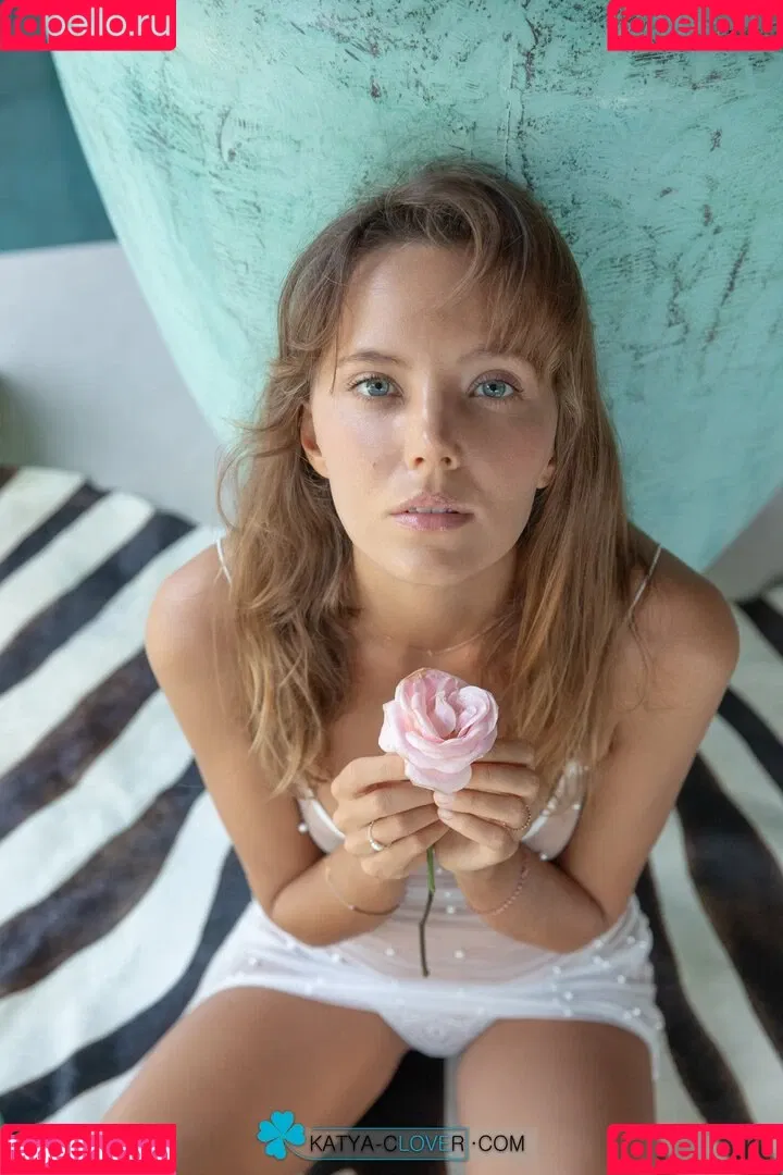 Katya Clover / katyaclover / katyonok Onlyfans Photo Gallery 