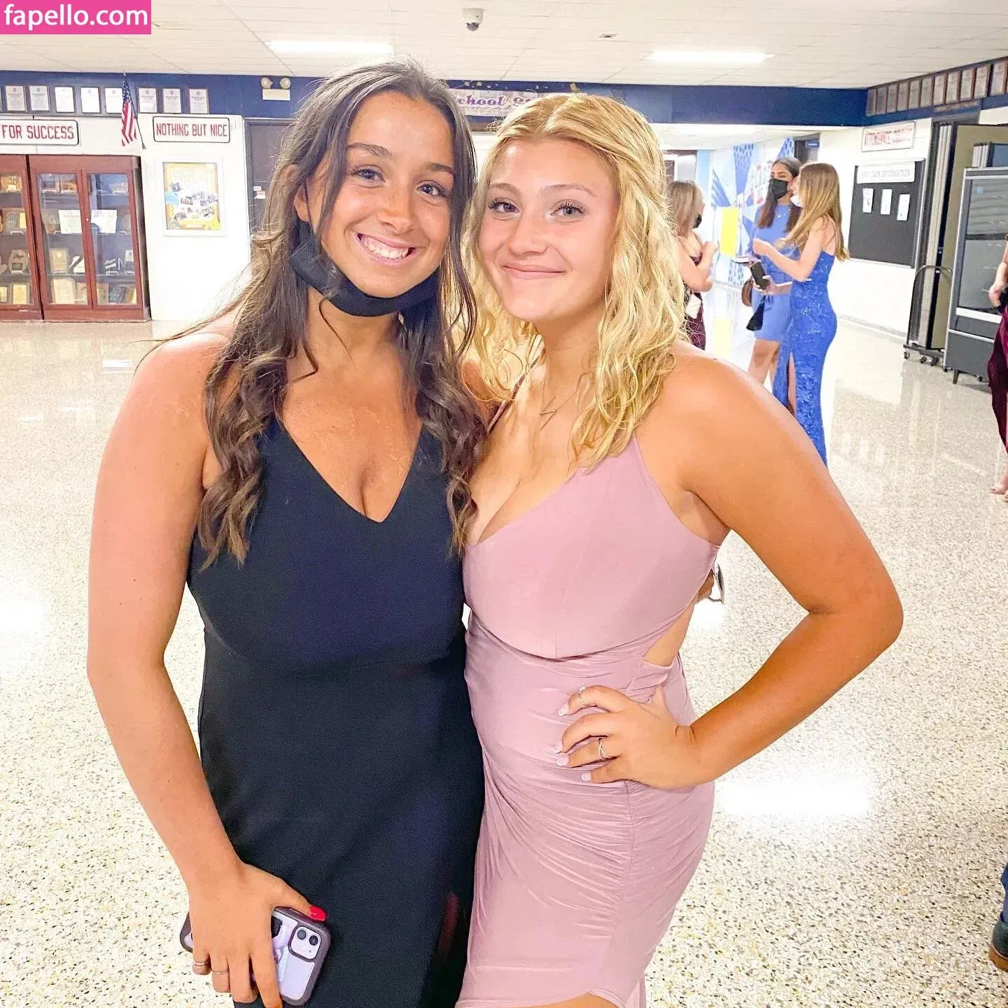 nicoledwyerq Onlyfans Photo Gallery 