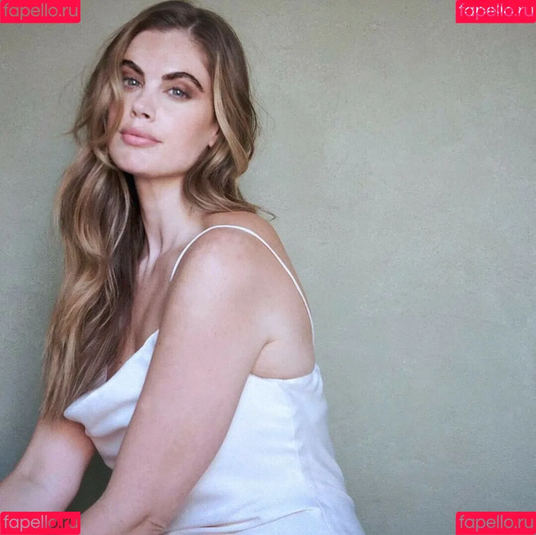 Chloe Marshall / chlo_marsh / chloemarshall01 Onlyfans Photo Gallery 