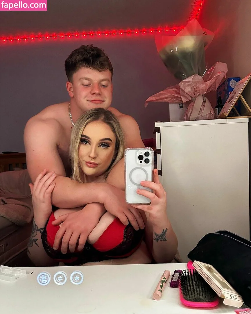 _emilygillick_ Nude Onlyfans Photo 22