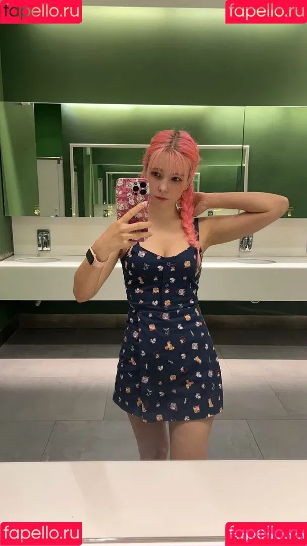 helllo_kitties / kittie_meo / kittiemeowsie Onlyfans Photo Gallery 
