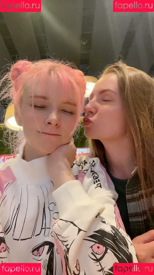 helllo_kitties / kittie_meo / kittiemeowsie Onlyfans Photo Gallery 