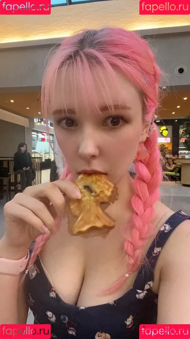 helllo_kitties / kittie_meo / kittiemeowsie Onlyfans Photo Gallery 