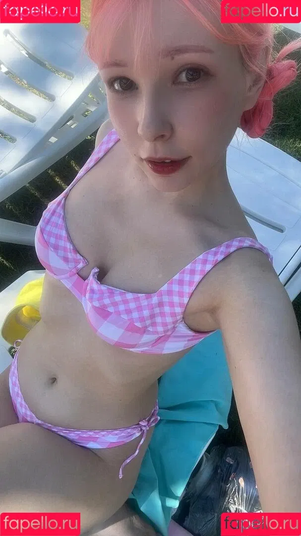 helllo_kitties / kittie_meo / kittiemeowsie Onlyfans Photo Gallery 