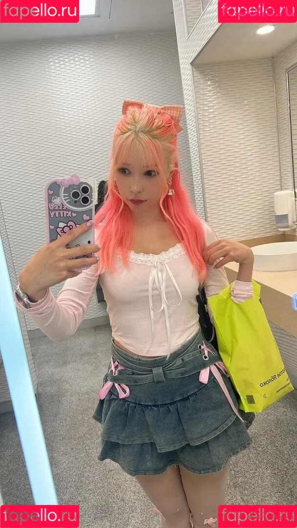 helllo_kitties / kittie_meo / kittiemeowsie Onlyfans Photo Gallery 