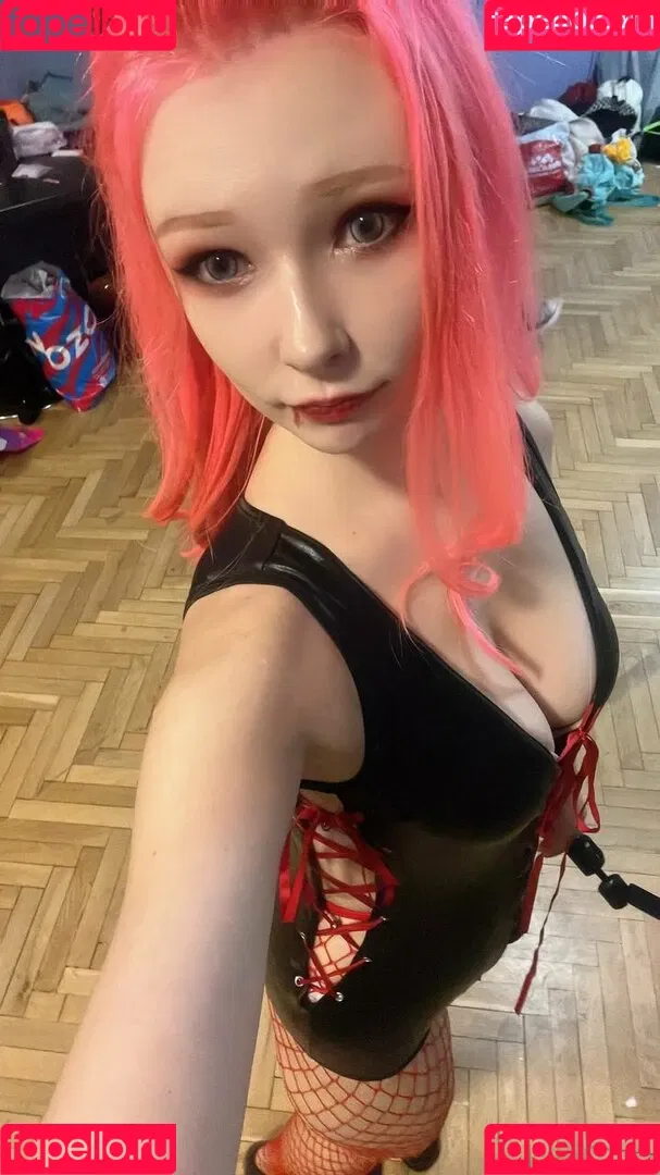 helllo_kitties / kittie_meo / kittiemeowsie Onlyfans Photo Gallery 