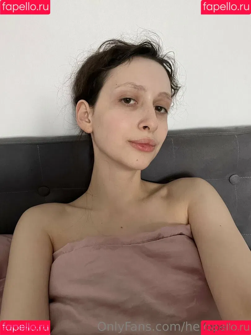 helga.amor.back / helgaamor Onlyfans Photo Gallery 