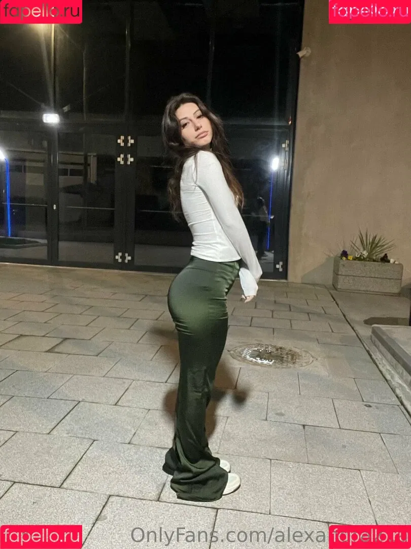alexandra21 / alexandra21a Onlyfans Photo Gallery 