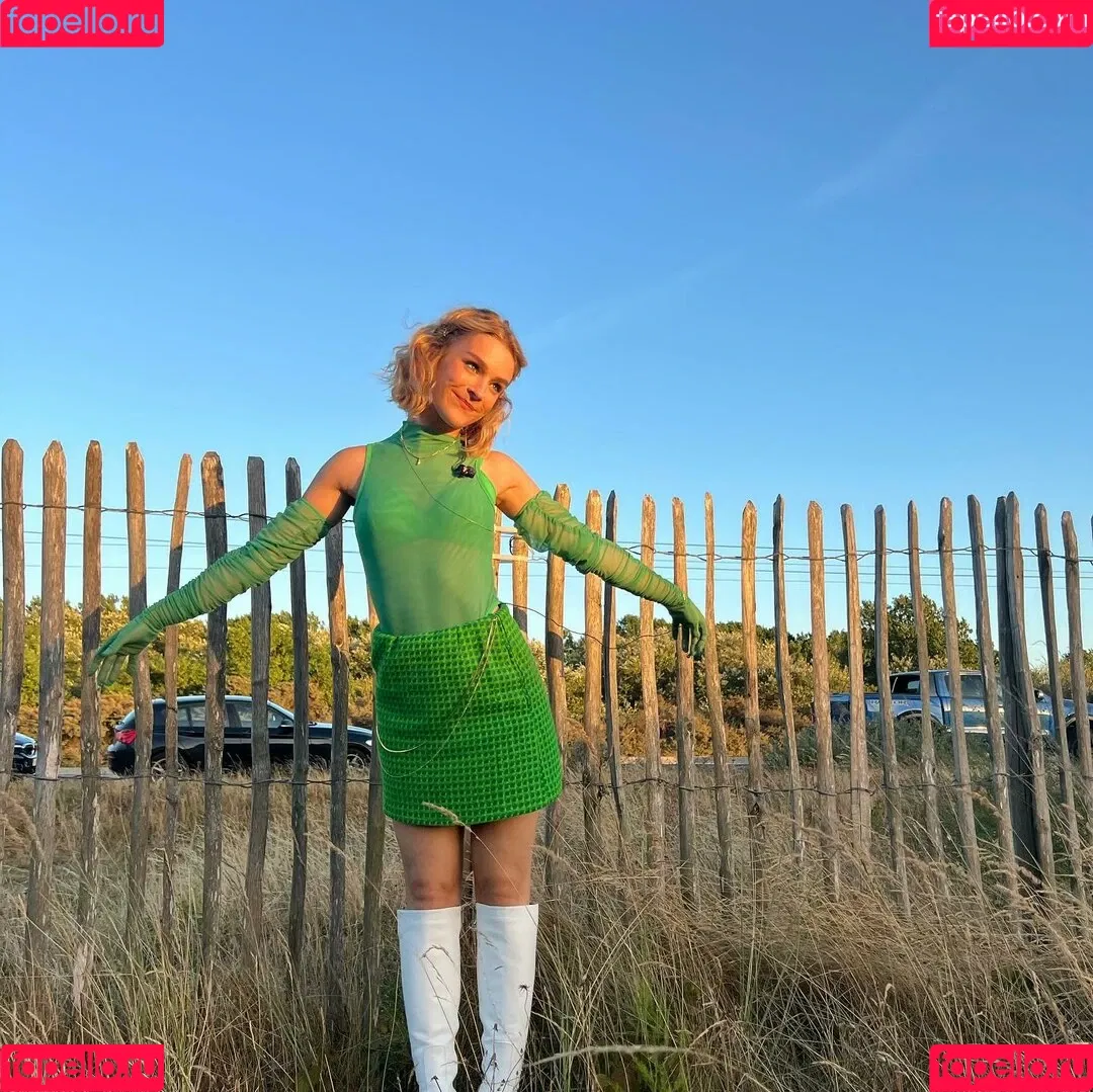 Pommelien Thijs / pommelienthijs / pommelinetilliere Onlyfans Photo Gallery 