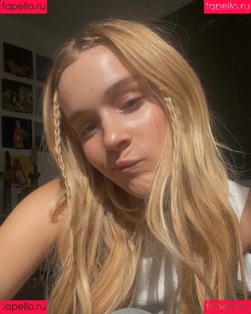Pommelien Thijs / pommelienthijs / pommelinetilliere Onlyfans Photo Gallery 