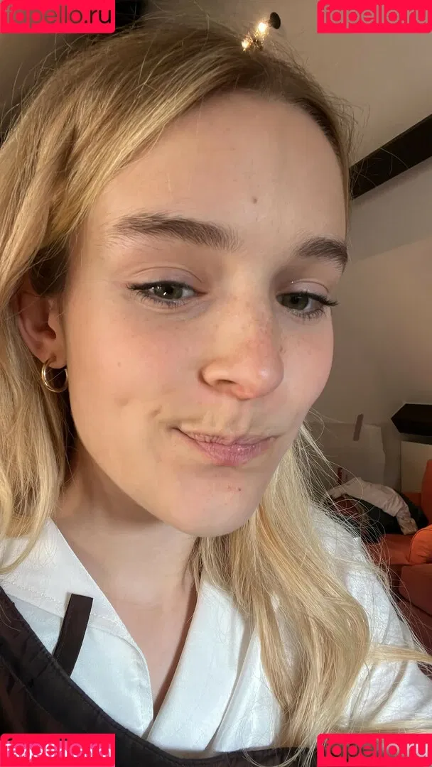 Pommelien Thijs / pommelienthijs / pommelinetilliere Onlyfans Photo Gallery 