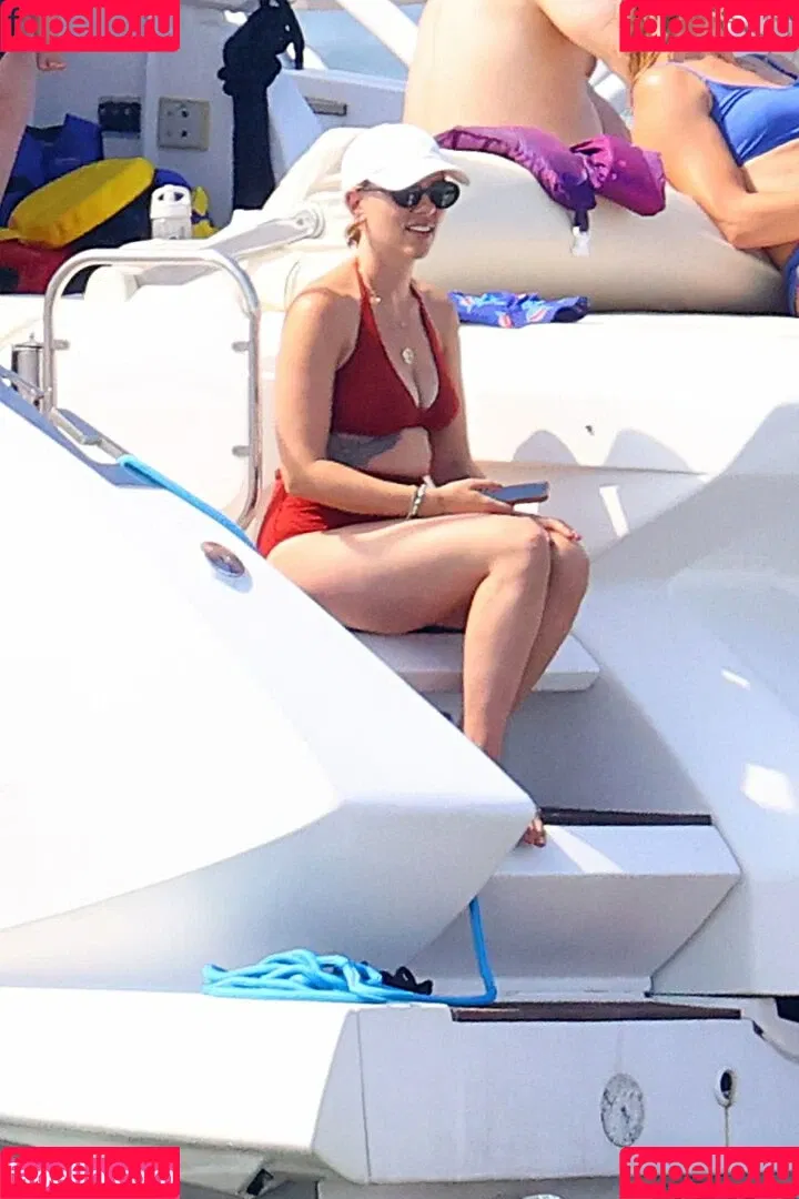 Scarlett Johansson / scarlettjohanson / scarlettjohanssonworld Onlyfans Photo Gallery 