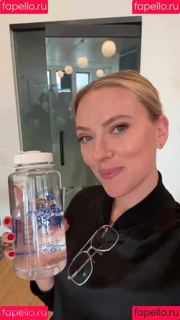Scarlett Johansson / scarlettjohanson / scarlettjohanssonworld Onlyfans Photo Gallery 