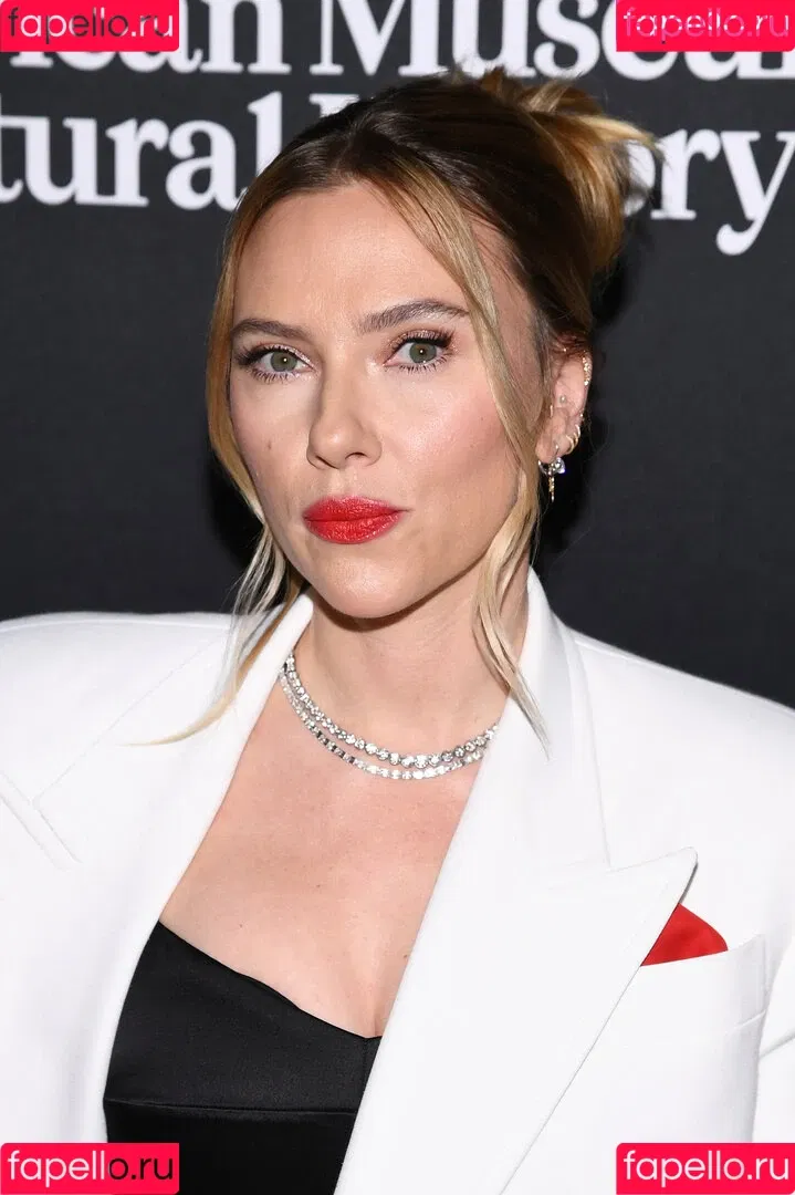 Scarlett Johansson / scarlettjohanson / scarlettjohanssonworld Onlyfans Photo Gallery 
