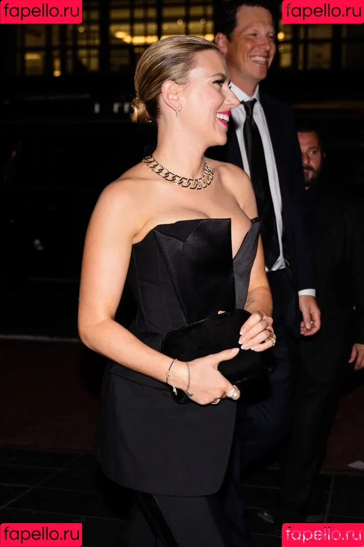 Scarlett Johansson / scarlettjohanson / scarlettjohanssonworld Onlyfans Photo Gallery 