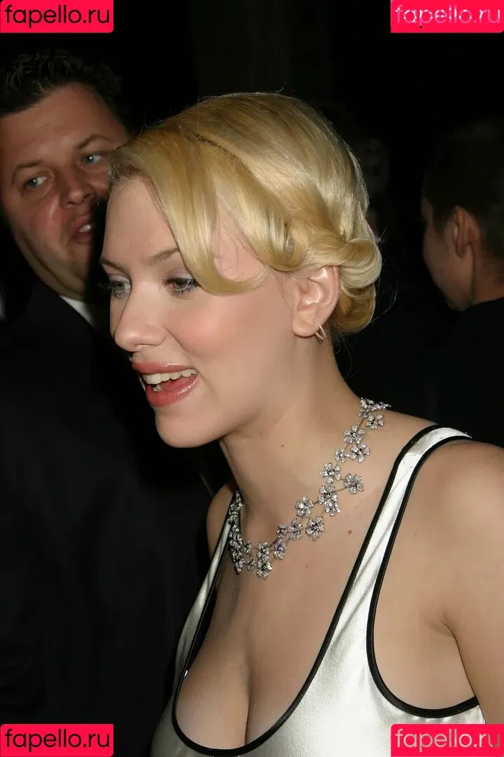 Scarlett Johansson / scarlettjohanson / scarlettjohanssonworld Onlyfans Photo Gallery 