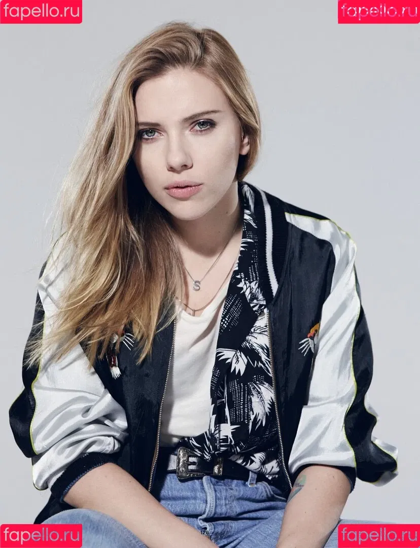 Scarlett Johansson / scarlettjohanson / scarlettjohanssonworld Onlyfans Photo Gallery 
