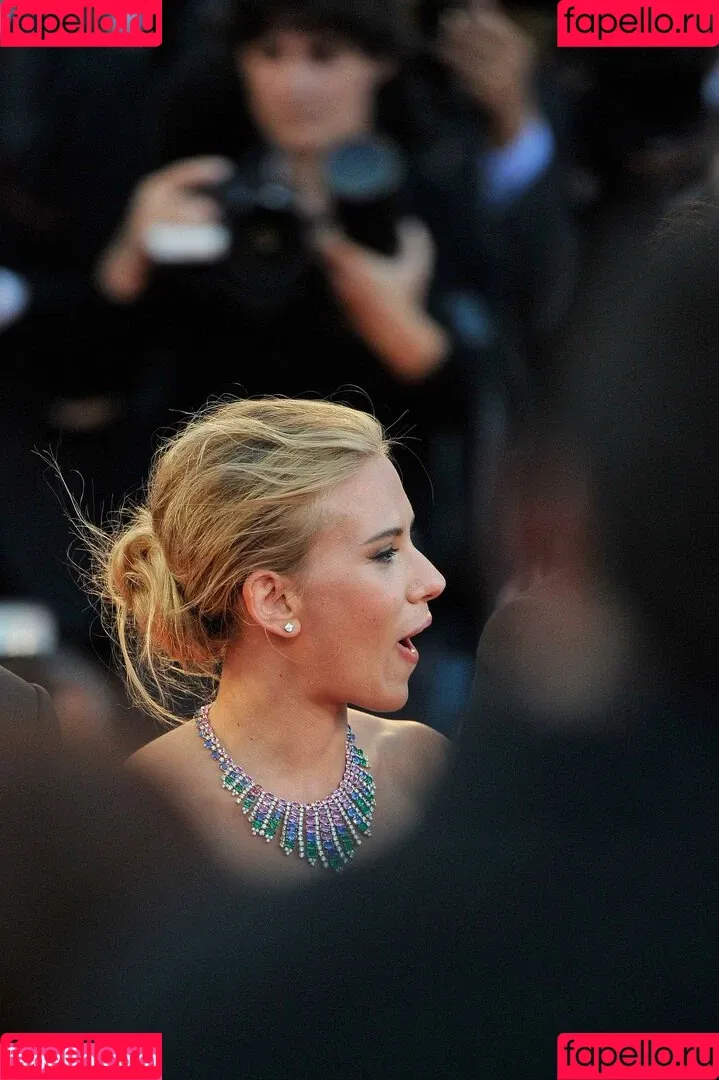 Scarlett Johansson / scarlettjohanson / scarlettjohanssonworld Onlyfans Photo Gallery 