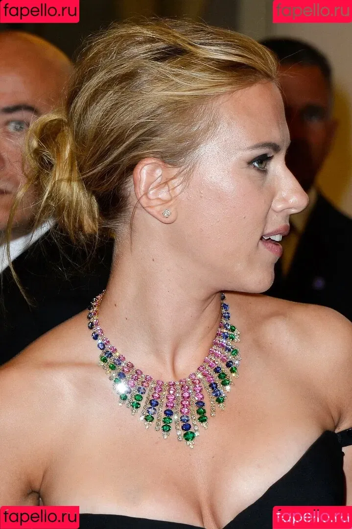 Scarlett Johansson / scarlettjohanson / scarlettjohanssonworld Onlyfans Photo Gallery 