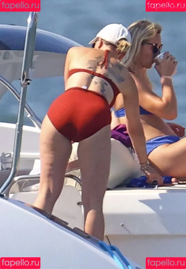 Scarlett Johansson / scarlettjohanson / scarlettjohanssonworld Onlyfans Photo Gallery 