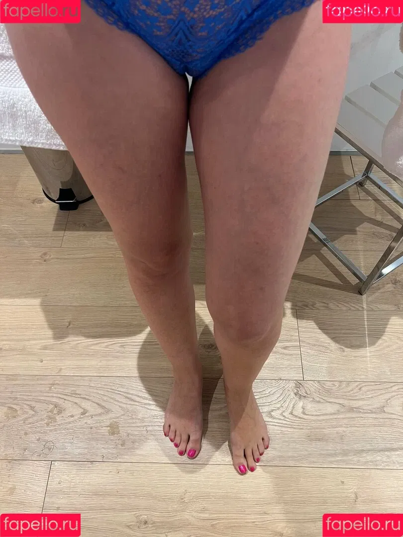 busty_barbie / bustyxl Onlyfans Photo Gallery 